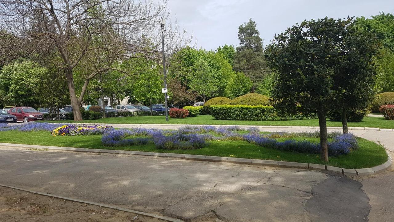 Lucky Apartment Pitesti Luaran gambar